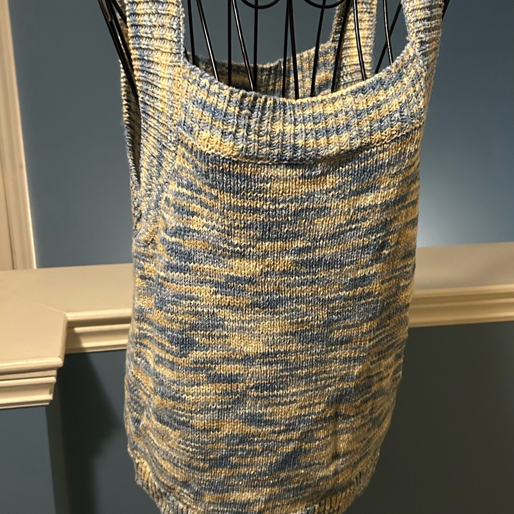 Ann Taylor Blue and Cream Knit Top